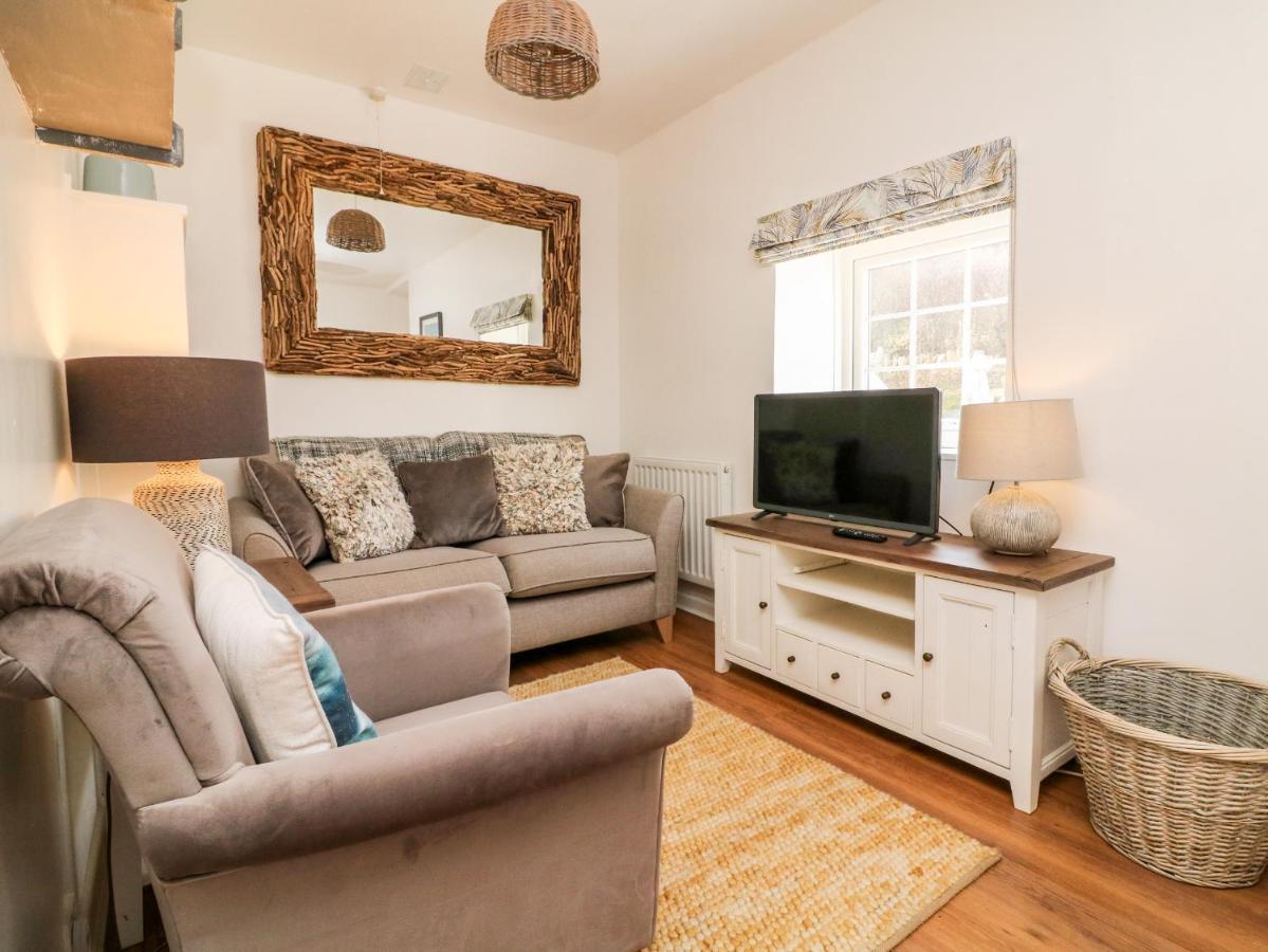 Robin Cottage อิลฟราคูมบ์ ภายนอก รูปภาพ