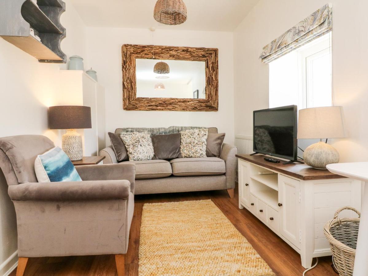 Robin Cottage อิลฟราคูมบ์ ภายนอก รูปภาพ